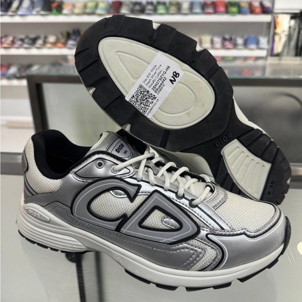 Dior B30 White Metallic